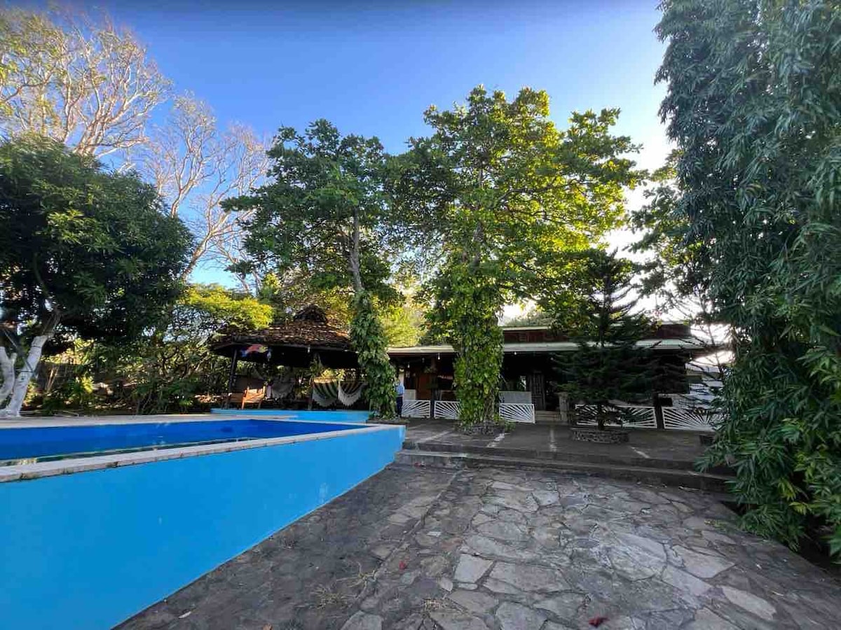 Lakefront house in Ometepe. Casa San Ramon