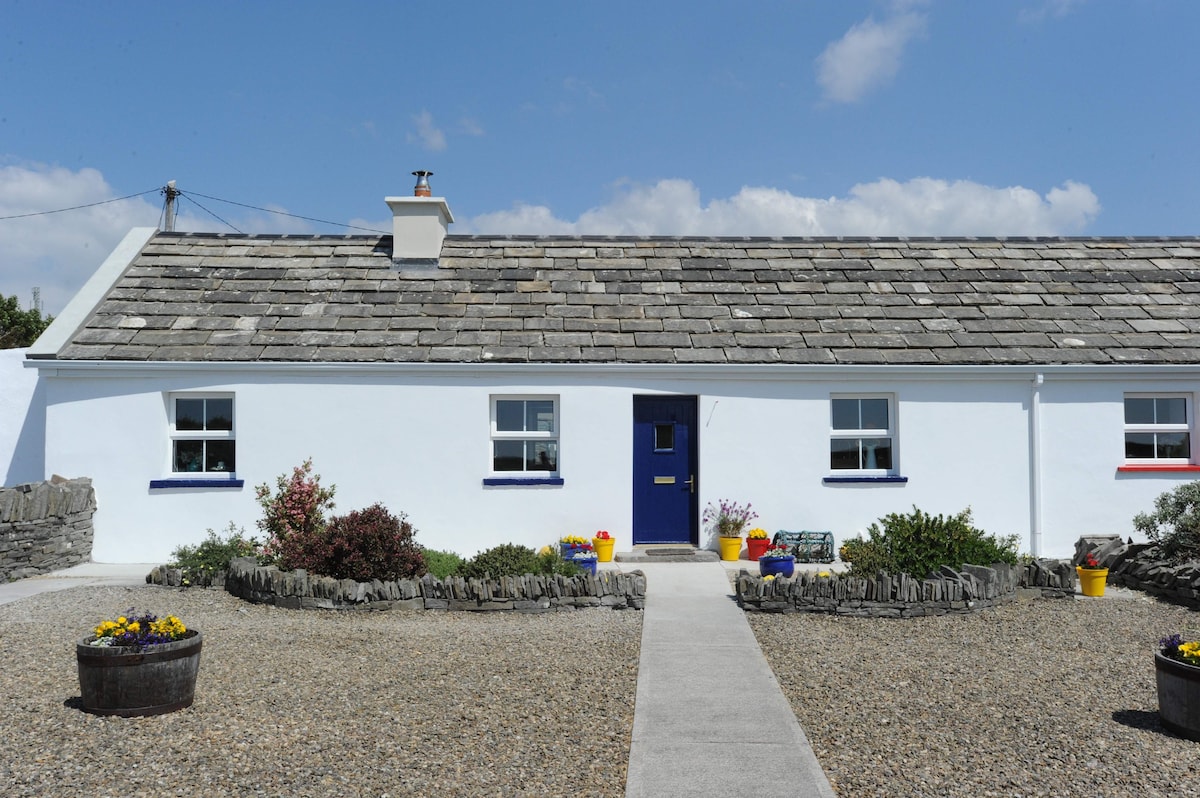 Blue Stonecutters Cottage