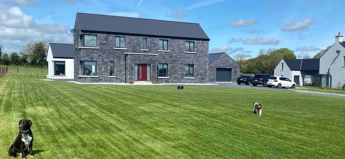 Relax in the Country while close to Dublin Airport