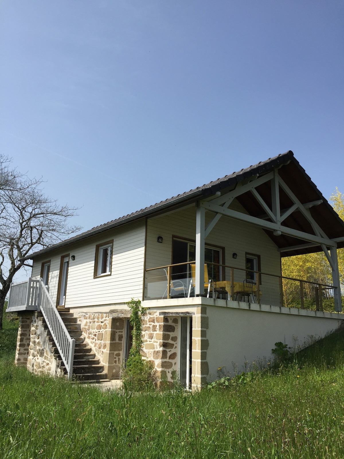 Chalet + terrasse panoramique à Nonards-Beaulieu