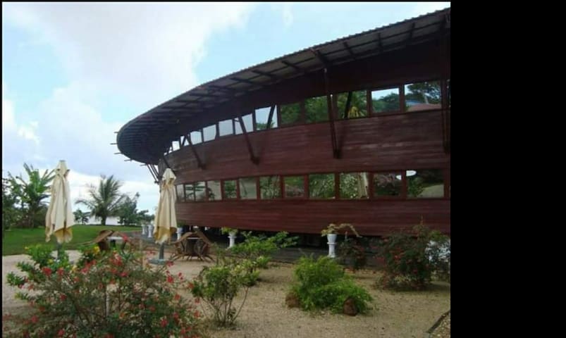 Paramaribo的民宿