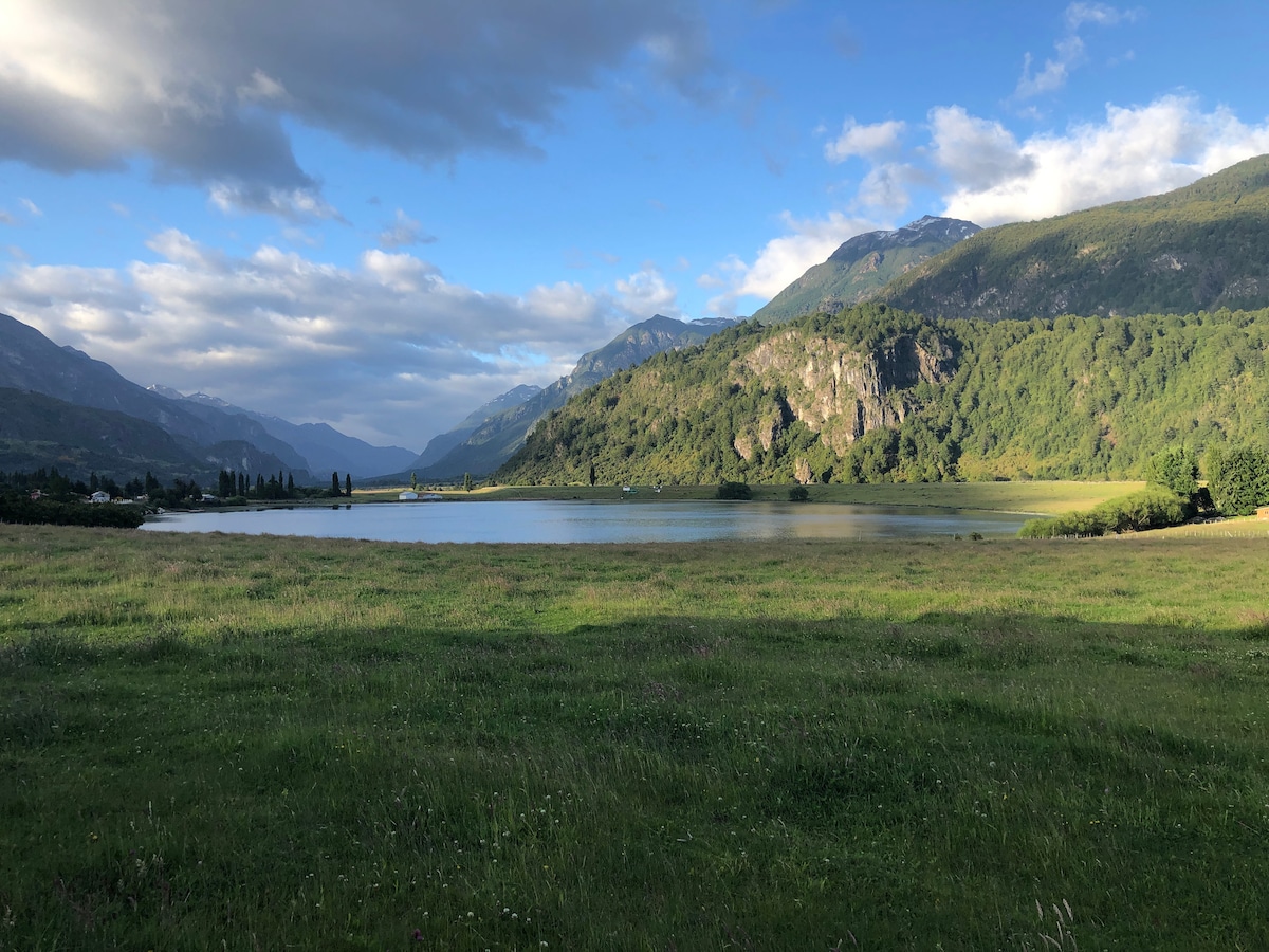 Maniguales别墅，现代化房源， 2019年可欣赏美景