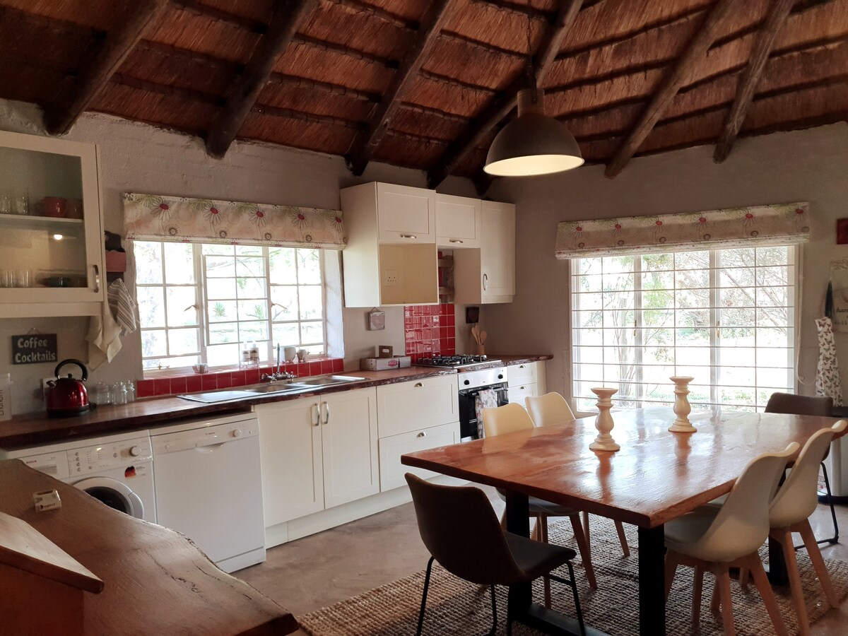 Kyalami Country Cottage, home away from home