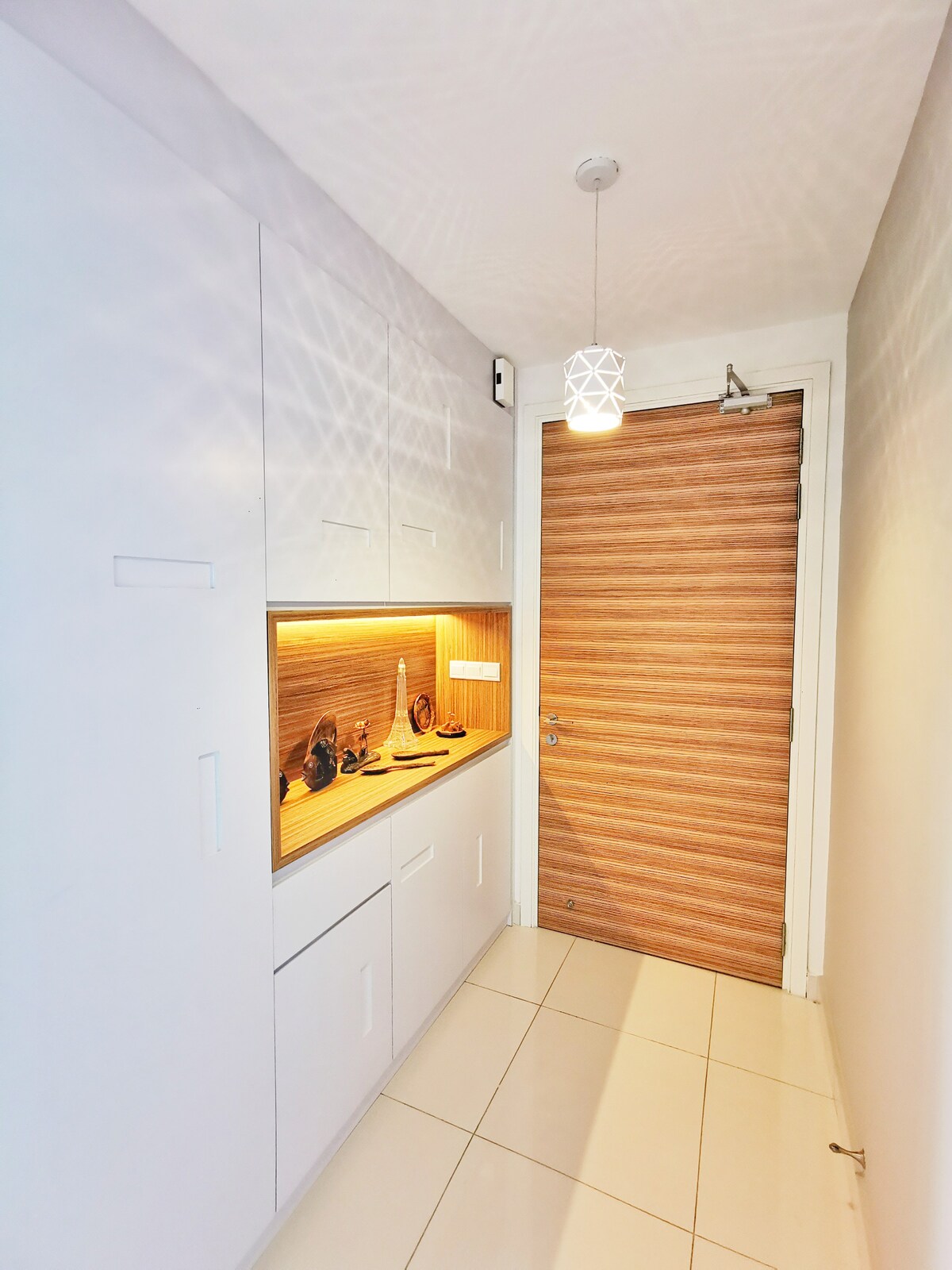 BEATIFIC | TEEGA Residence带浴缸的3间卧室