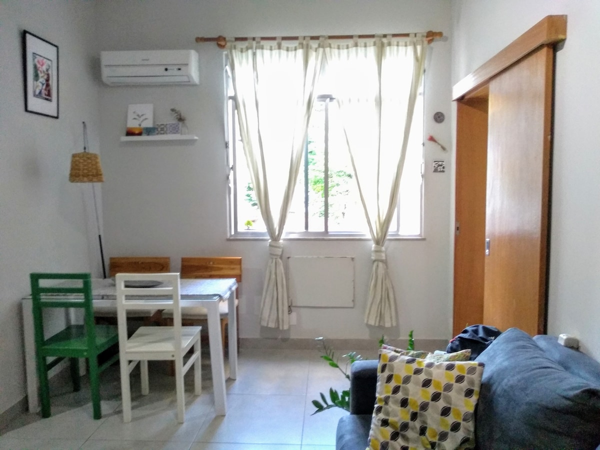 Apartamento de 1 quarto na Glória!