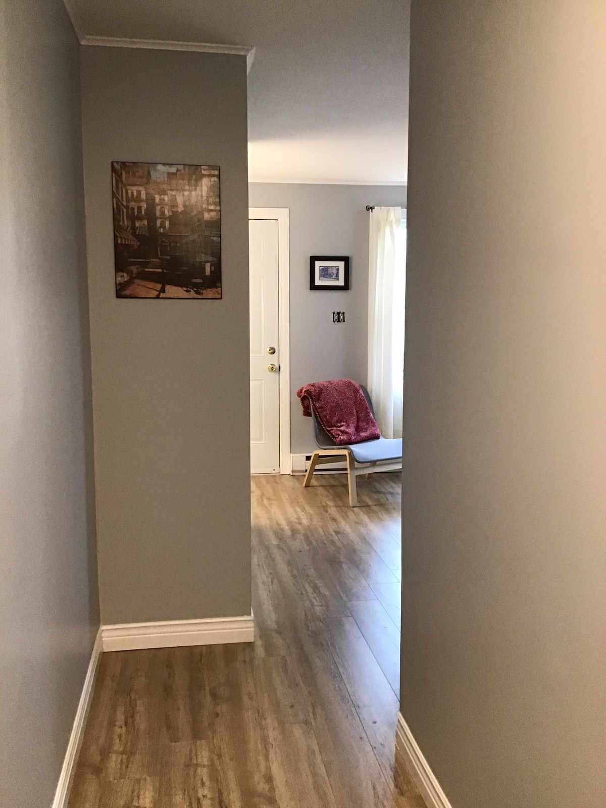 East - Sweet Small 1 Bedroom Apartment