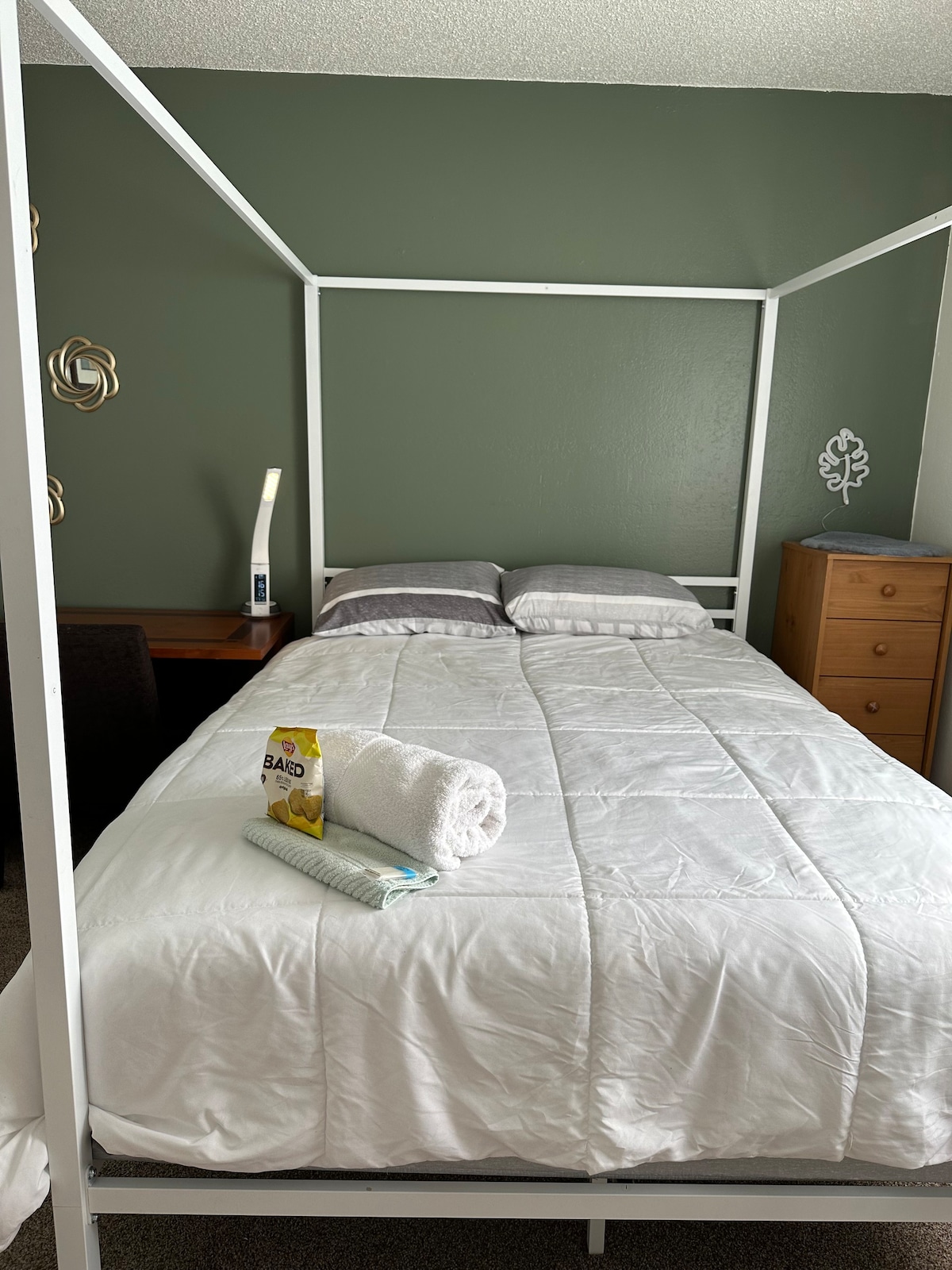 AZGuestHouse @ Mill ：标准双人床卧室独立卫生间