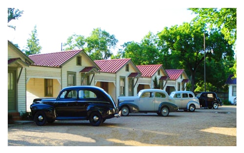 The Cabin at 3 V Tourist Court