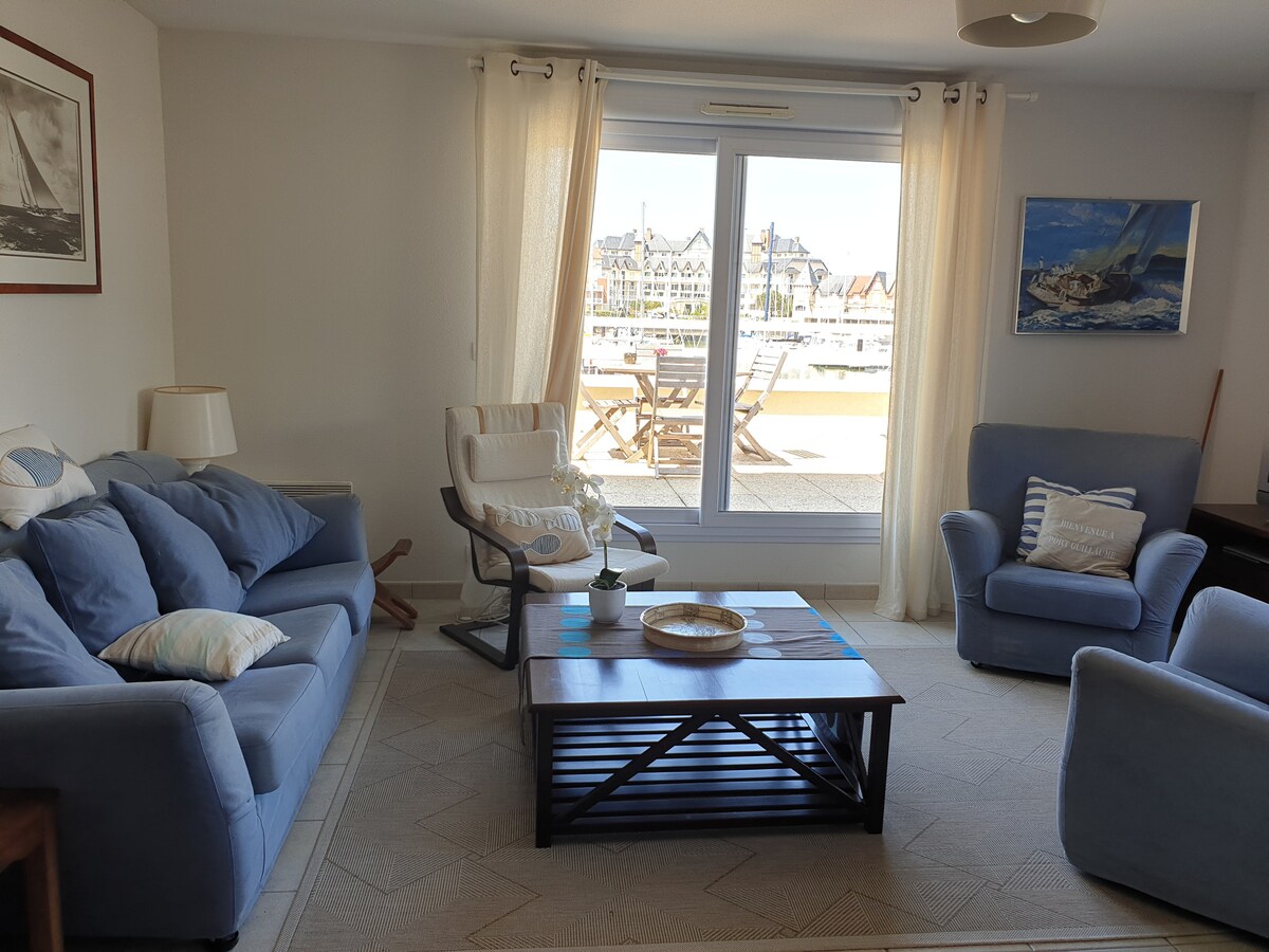 Maison F4, vue sur port de Cabourg  et proche mer