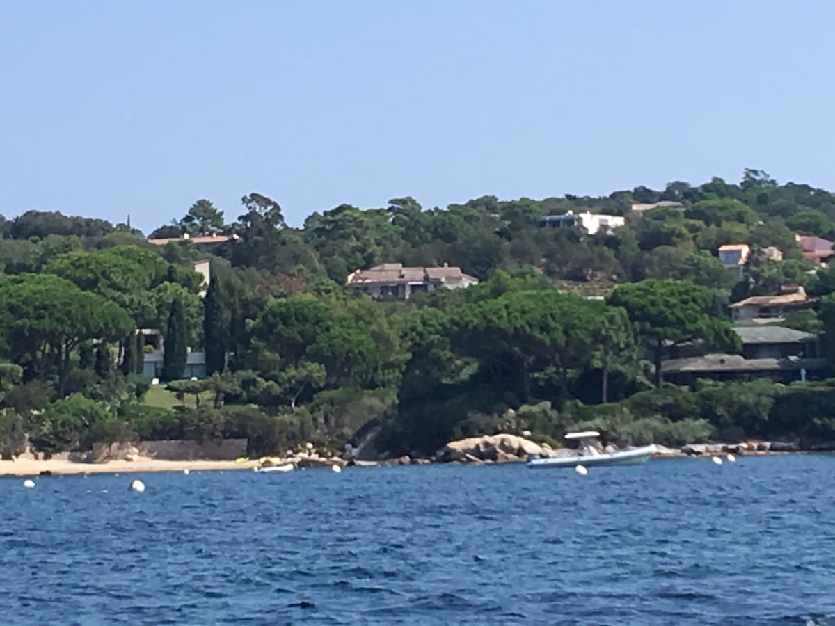 Cala Rossa海景泳池海滩，步行6小时12人