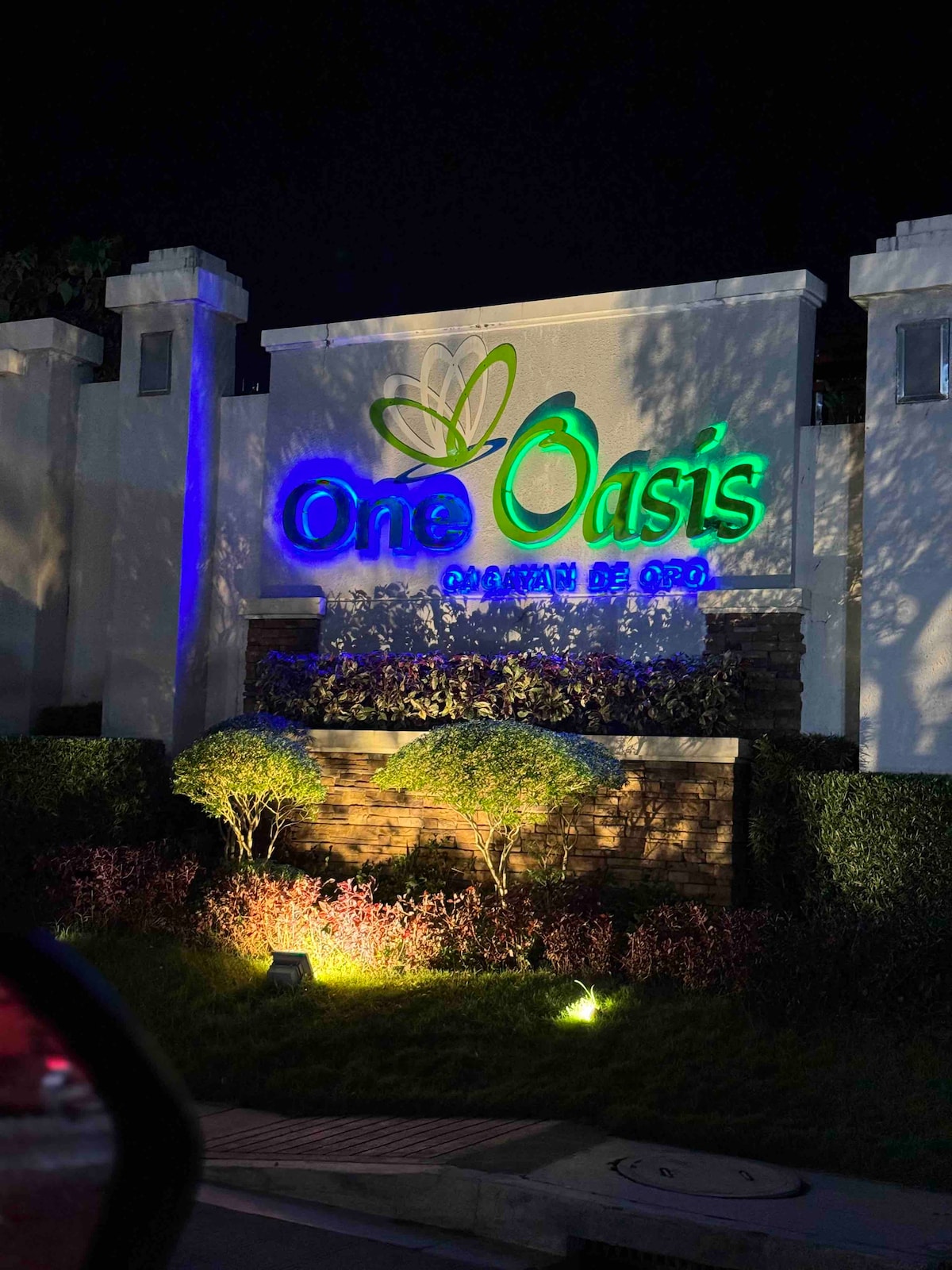 OneOasis 2卧室配备齐全的公寓，配备免费停车位