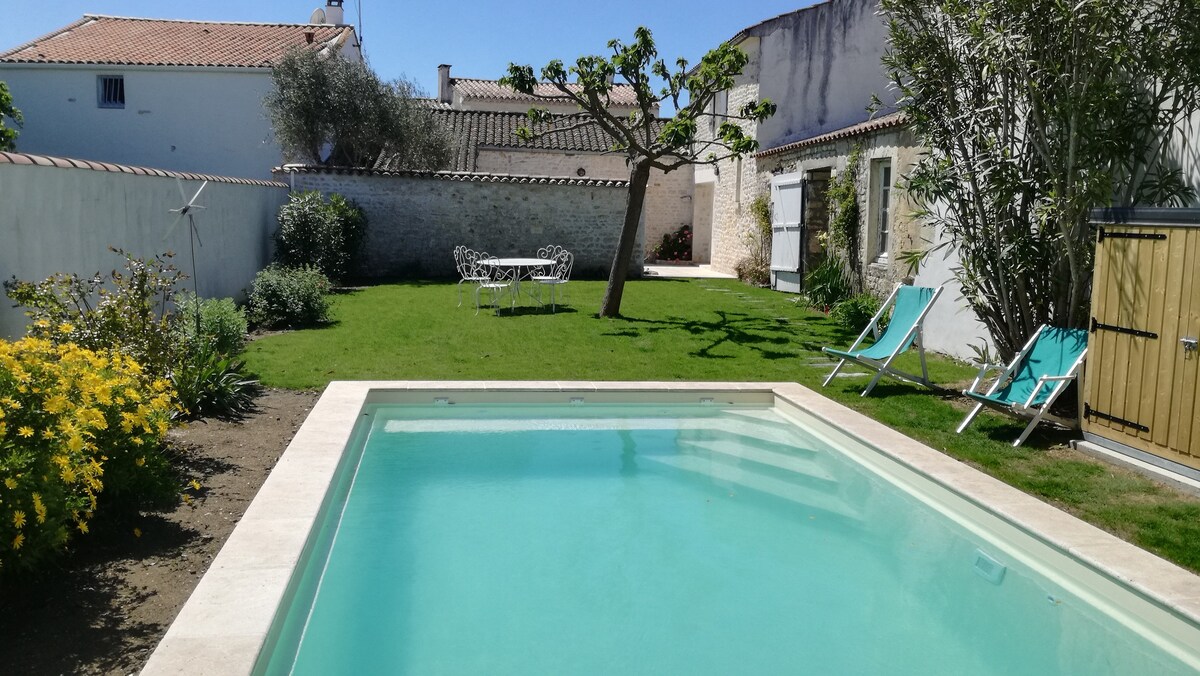 Villa avec piscine sur l'île d'Oléron la lumineuse