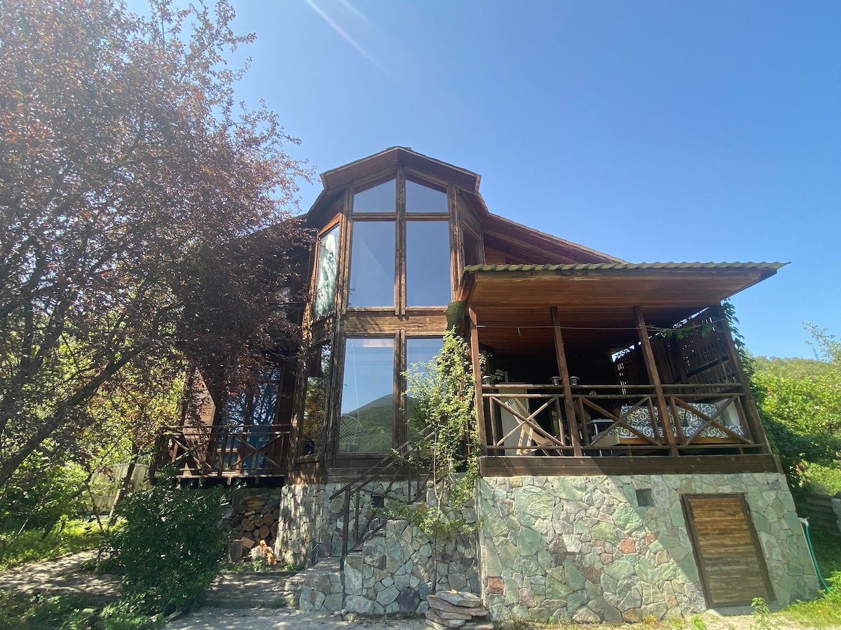 ❆cozy, 4 BR. Villa in Ananuri❆