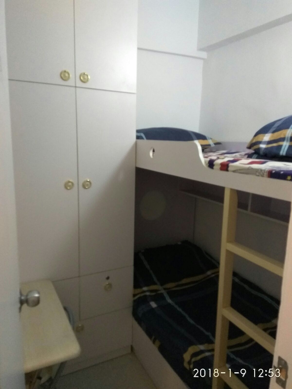 Studio available in Shek Tong Tsui(st4d)