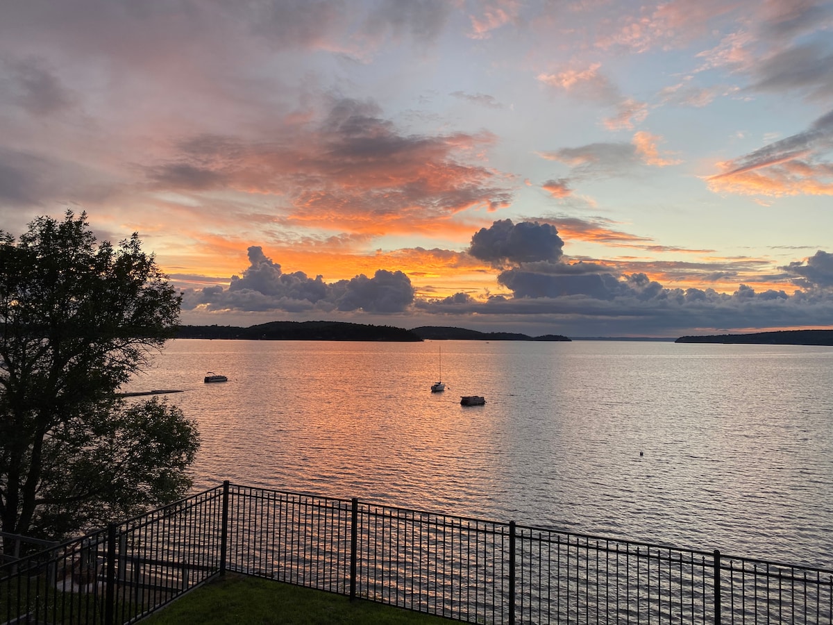 Malletts Bay Lake House in Colchester, Vermont