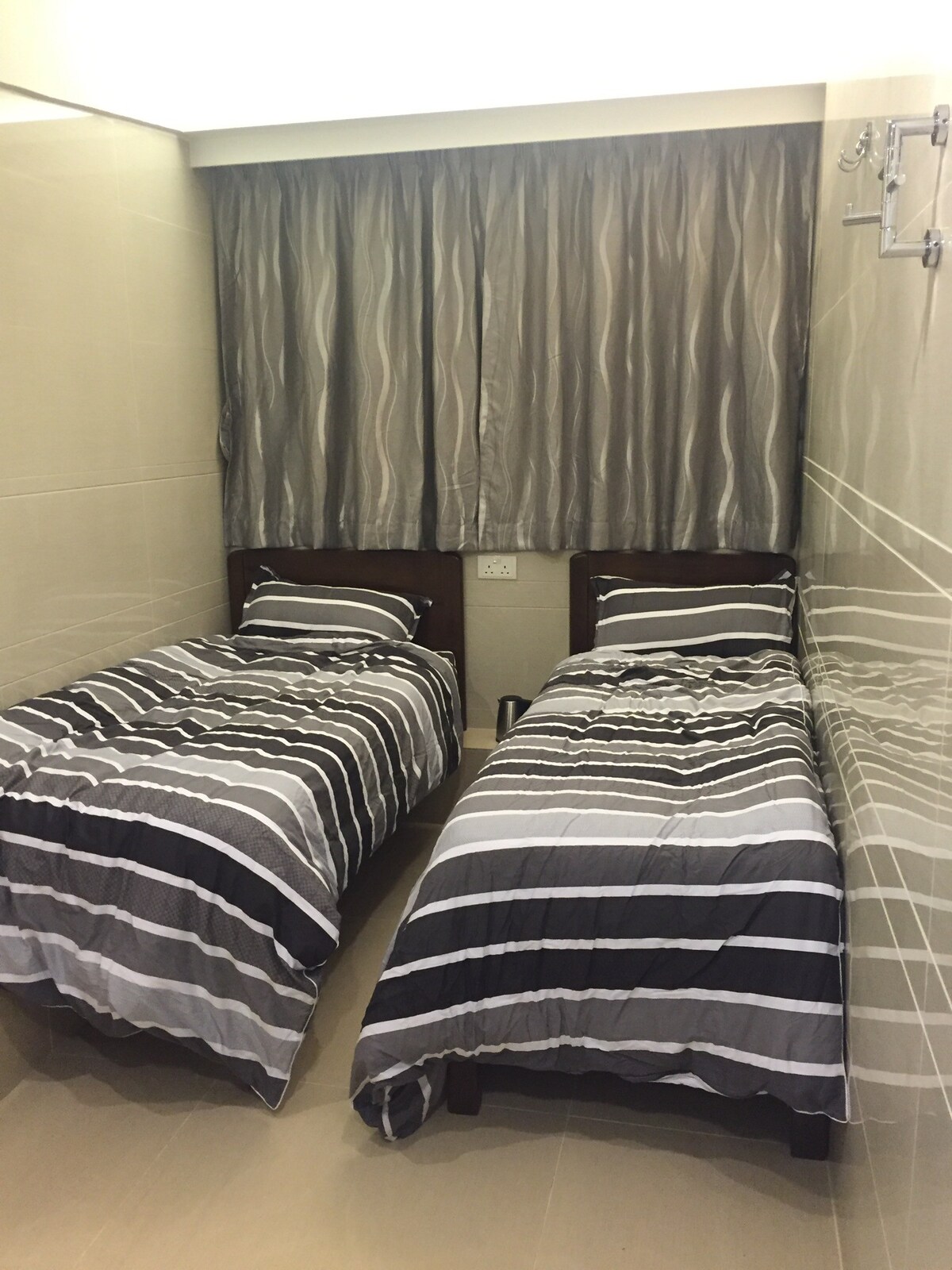 5 號房) 雙單人床,獨立洗手間
