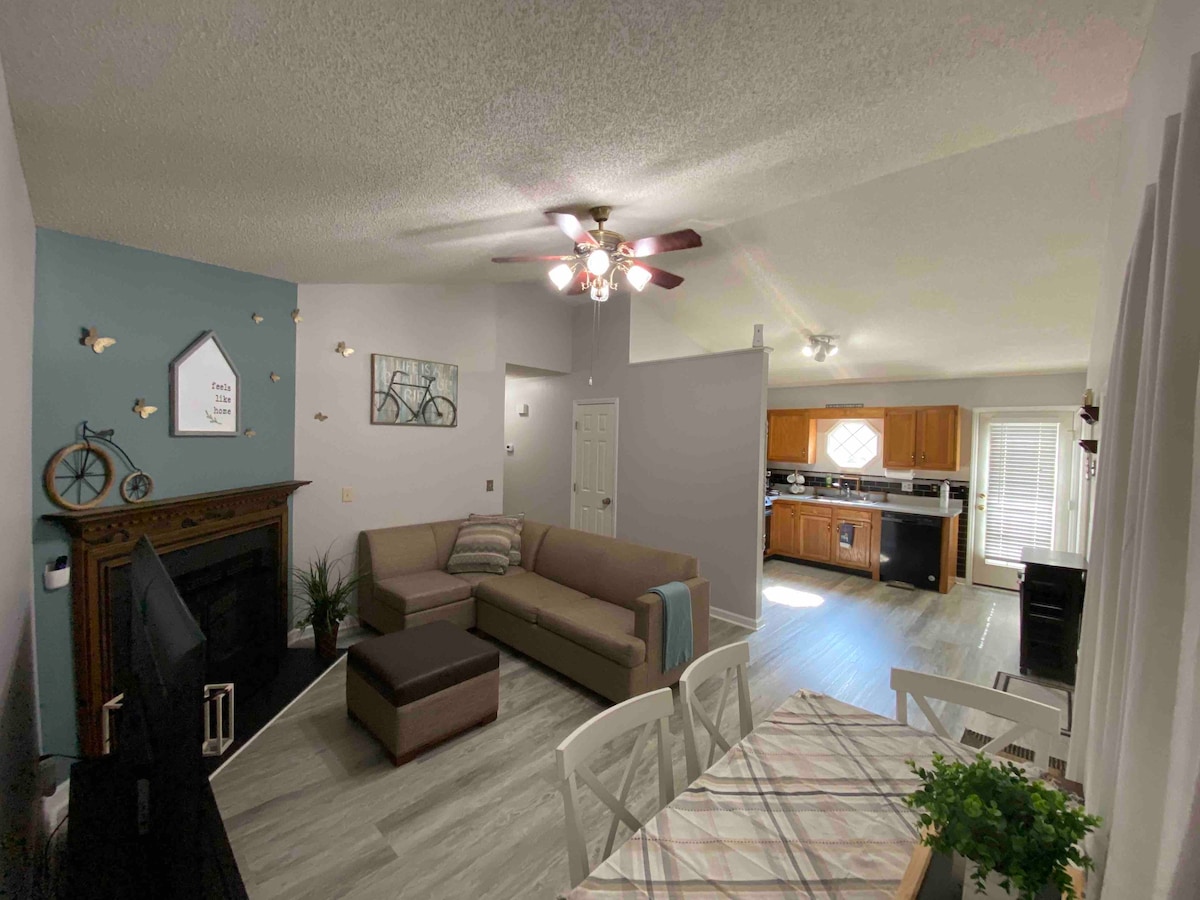Westbury Wonderful - Your cozy home away from home