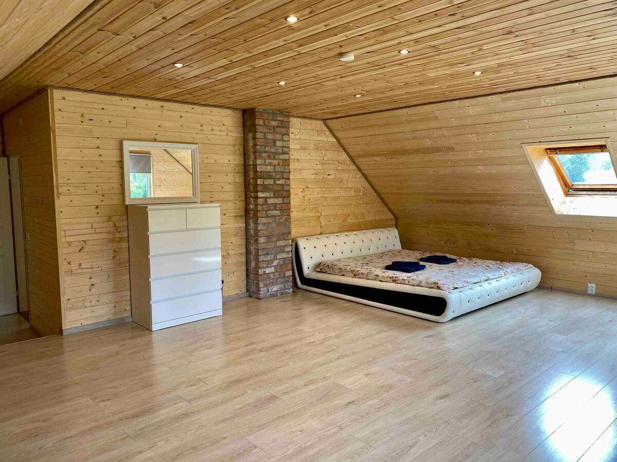 Cozy house with EV charger and IR sauna