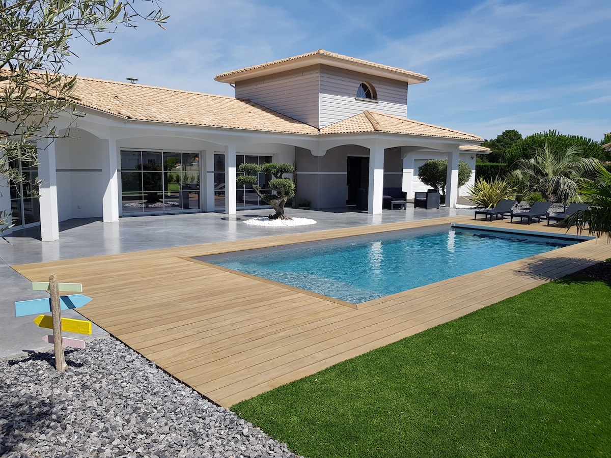 Maison bassin d' Arcachon avec piscine chauffée