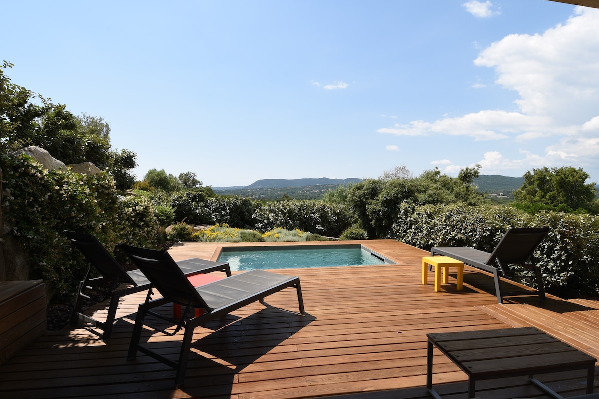 Loft piscine privée, 4km de la plage et rivière