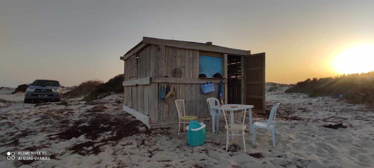 cabane pied dans l'eau