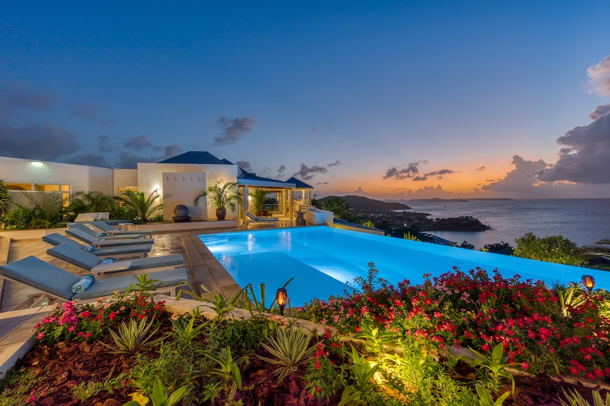 Ocean 5 - Gorgeous large villa near Happy Bay with