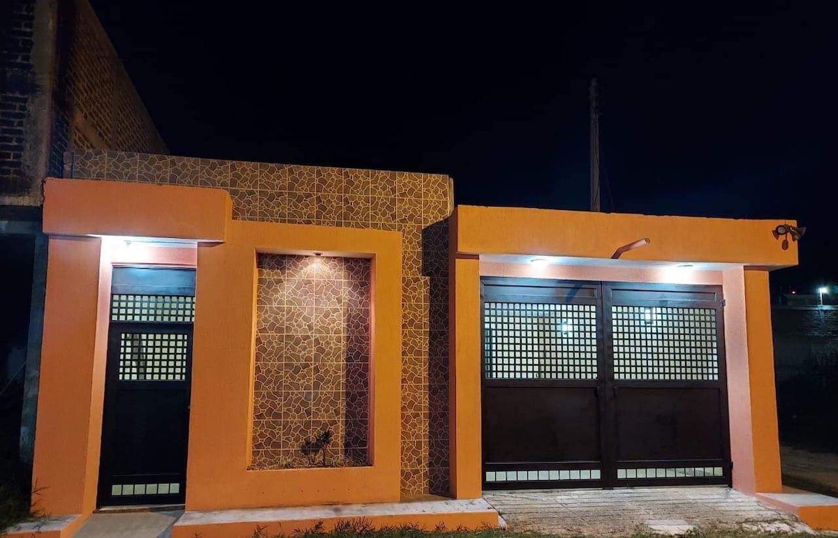 Casa Jacarandas en el centro de la ciudad  Comitán