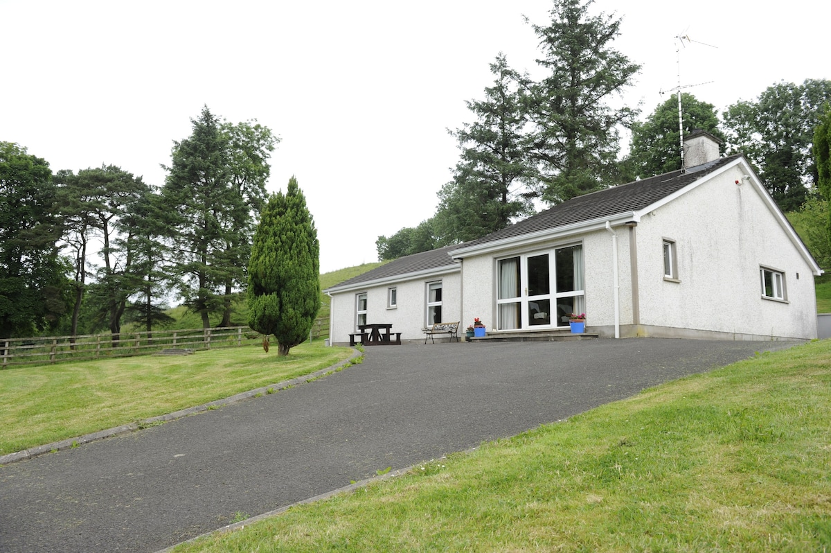 Riverside Farm Cottage & Marina