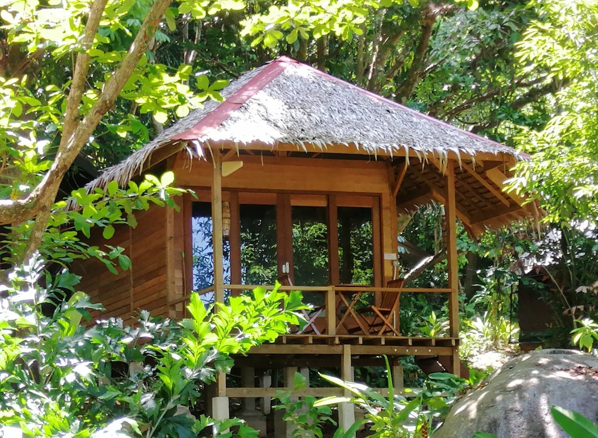 Island Jungle Villa Stop 1