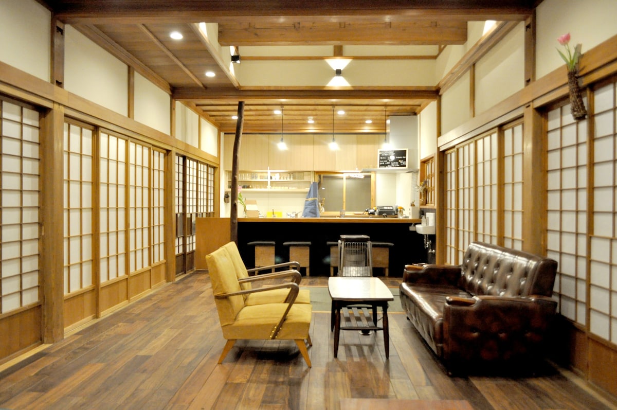 ・Guesthouse Takasuri Kita独立房间2人双床房间
