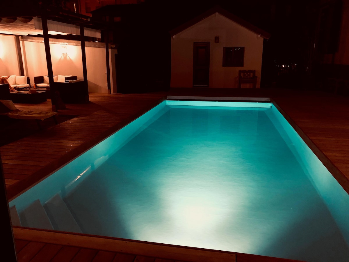 Villa Parisiata Piscine, Sauna, Fitness et Jardin