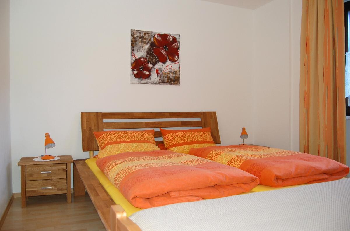 公寓Marketa （巴伐利亚艾森斯坦） ，带2间卧室和露台的度假公寓