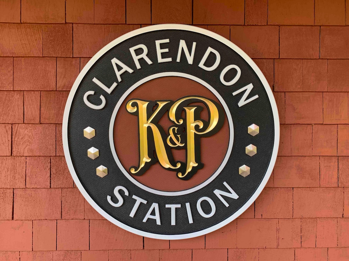 Clarendon Station
