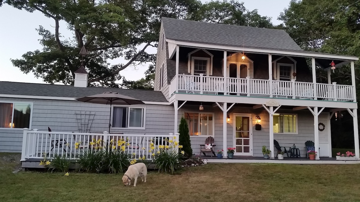 Ocean Peek Cottage