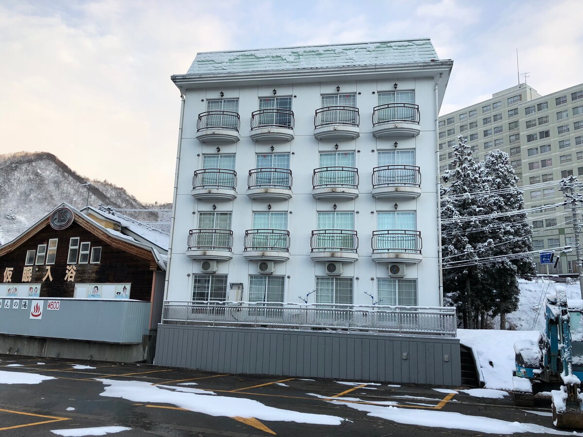 No 7 Yuzawa-machi, Minamiuonuma-gun Mansion LaBellevue