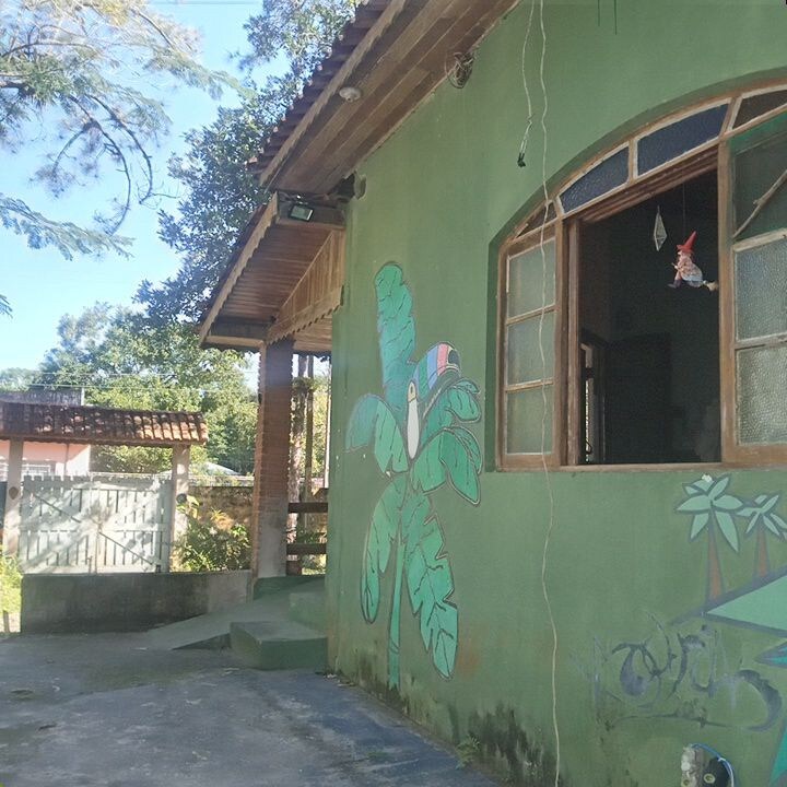 瓜拉乌（ Guaraú ）带阳台的4人客房