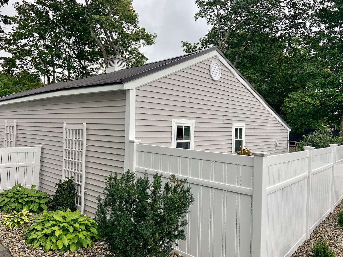 Coastal Cottage in Falmouth Foreside