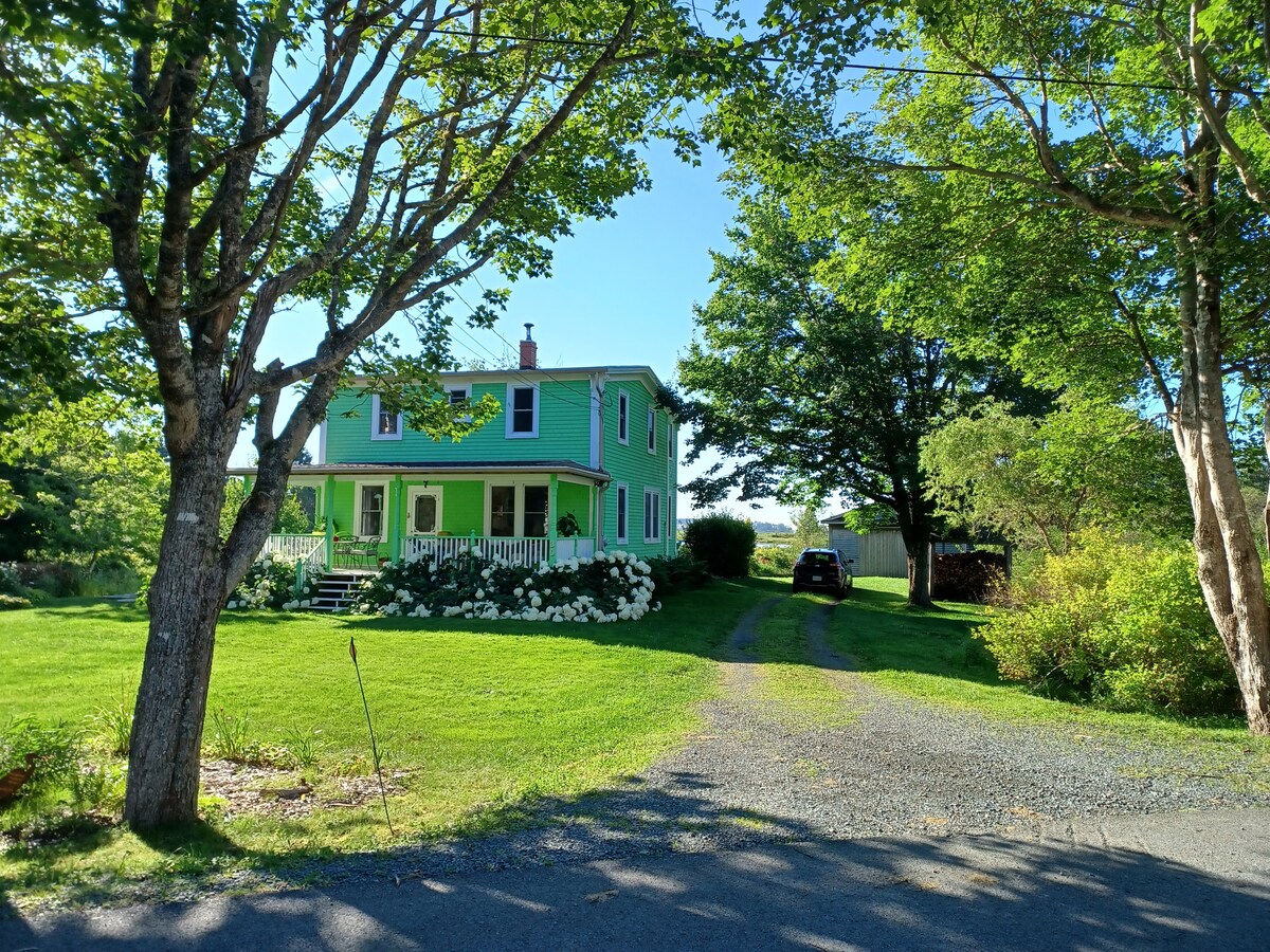 Peaceful setting. Close to beaches. Historic home.