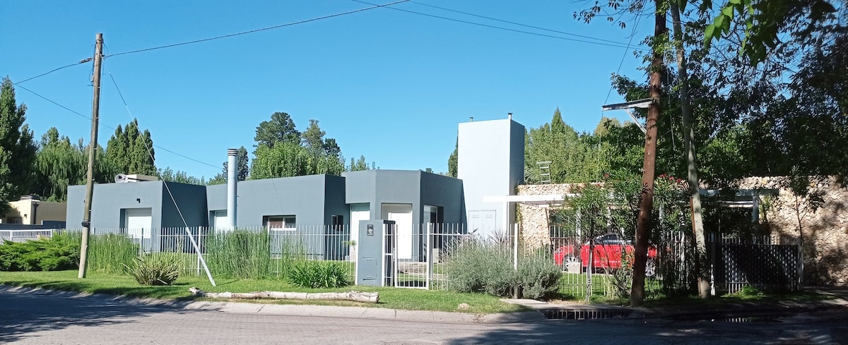 Chalet Don Ivo - Exclusivo - Trelew - Pto. Madryn