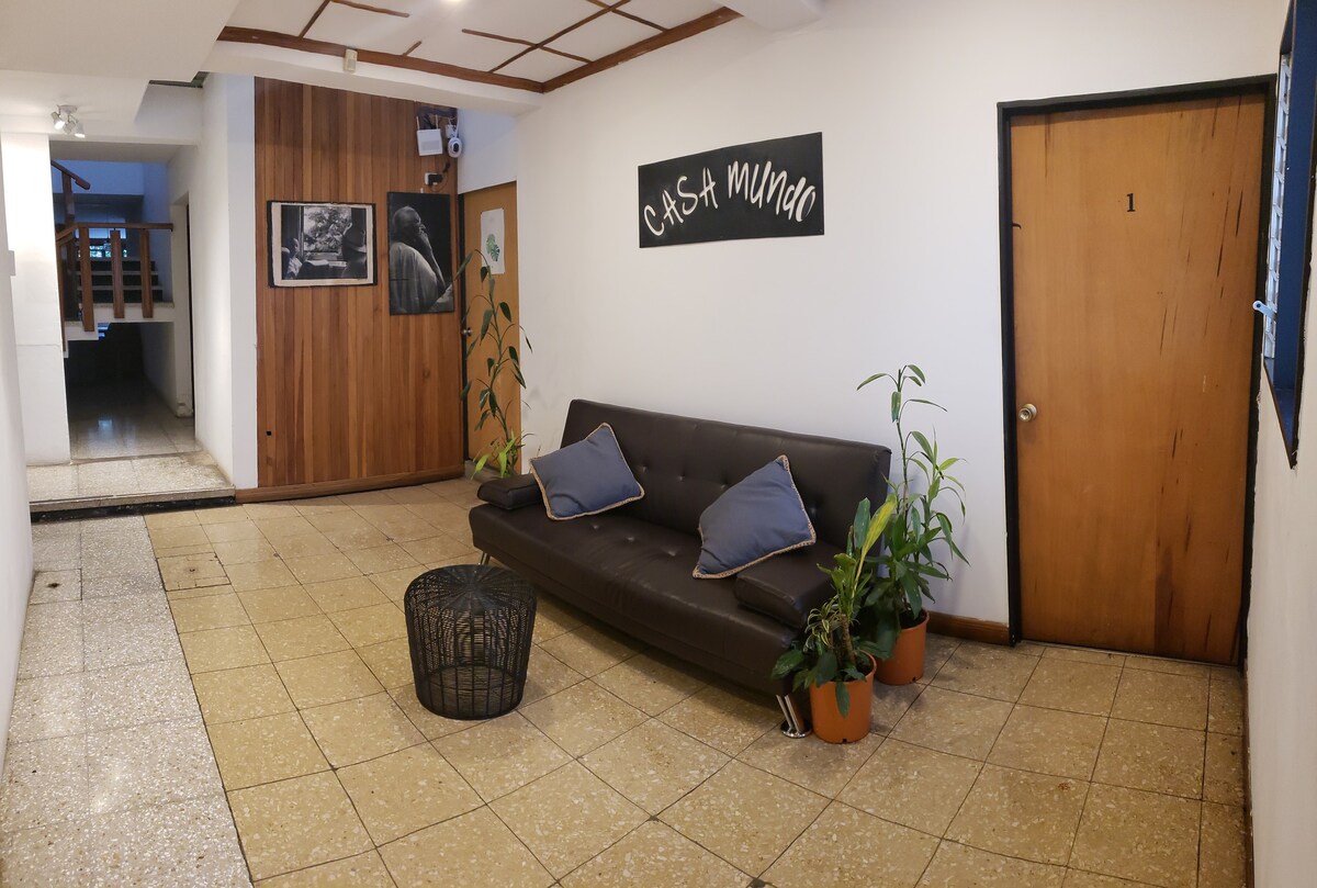 Private Room #7 - Casa Mundo