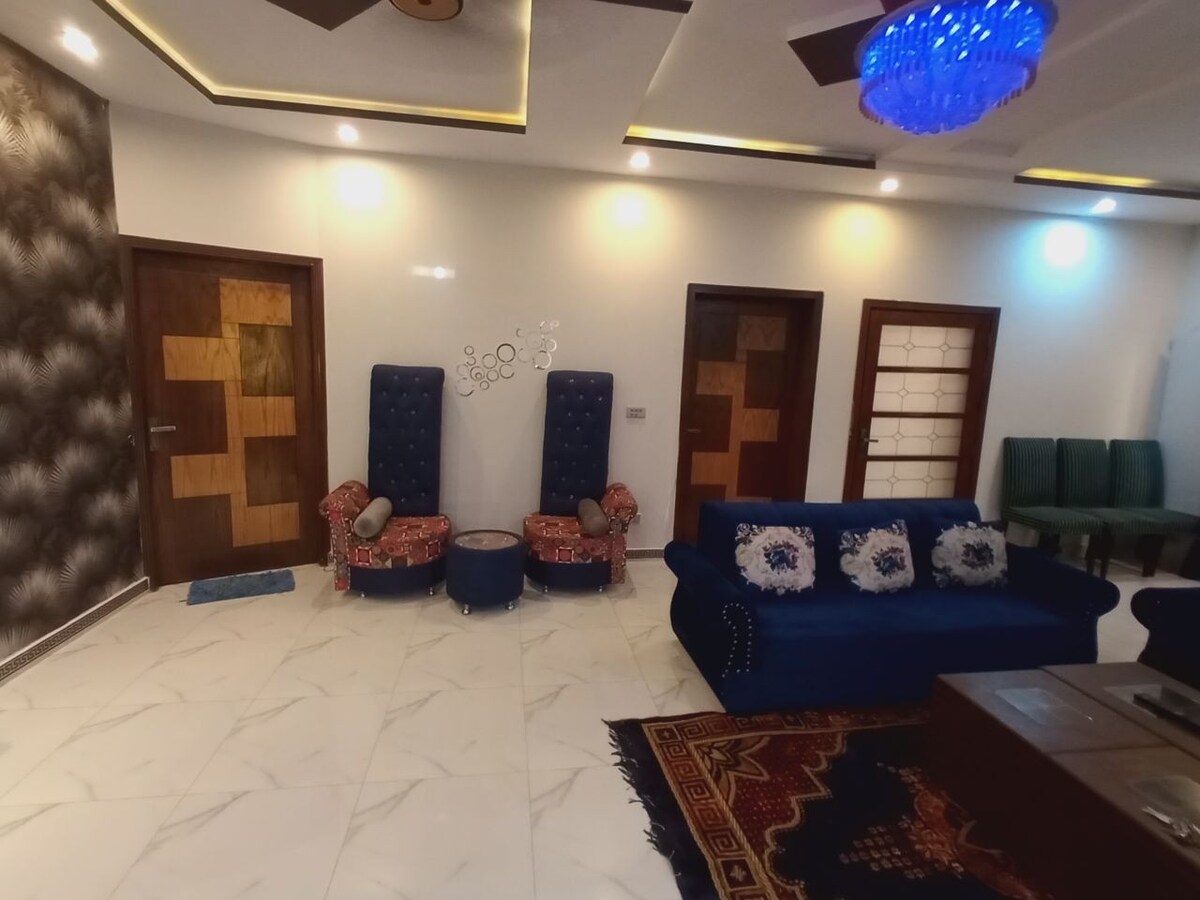 10Marla Furnish Portion For Rent in BahriaTown Rwp