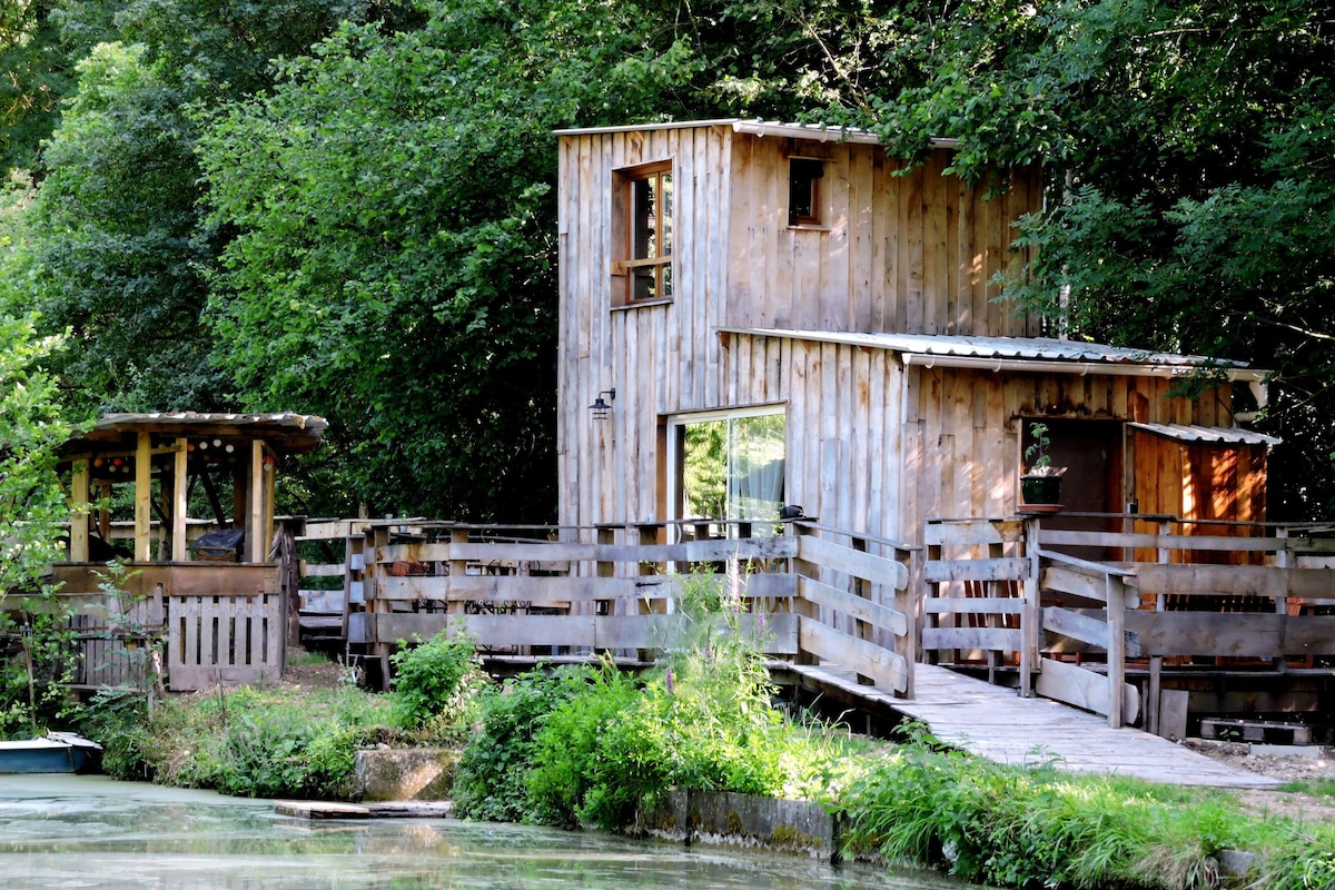 小木屋：绿色自然住宿