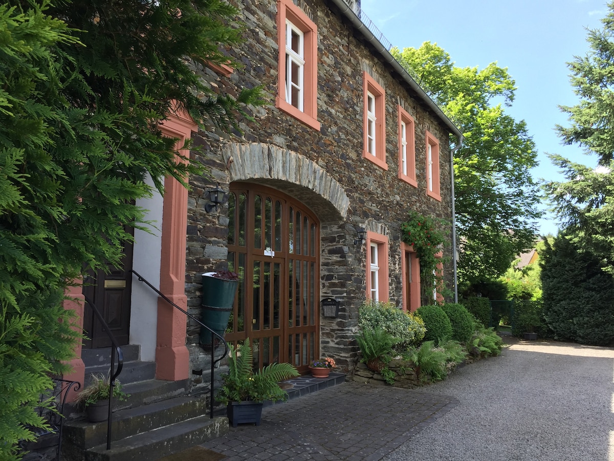 Ferienwohnung OG Landhaus "Zum Gartenfeld"