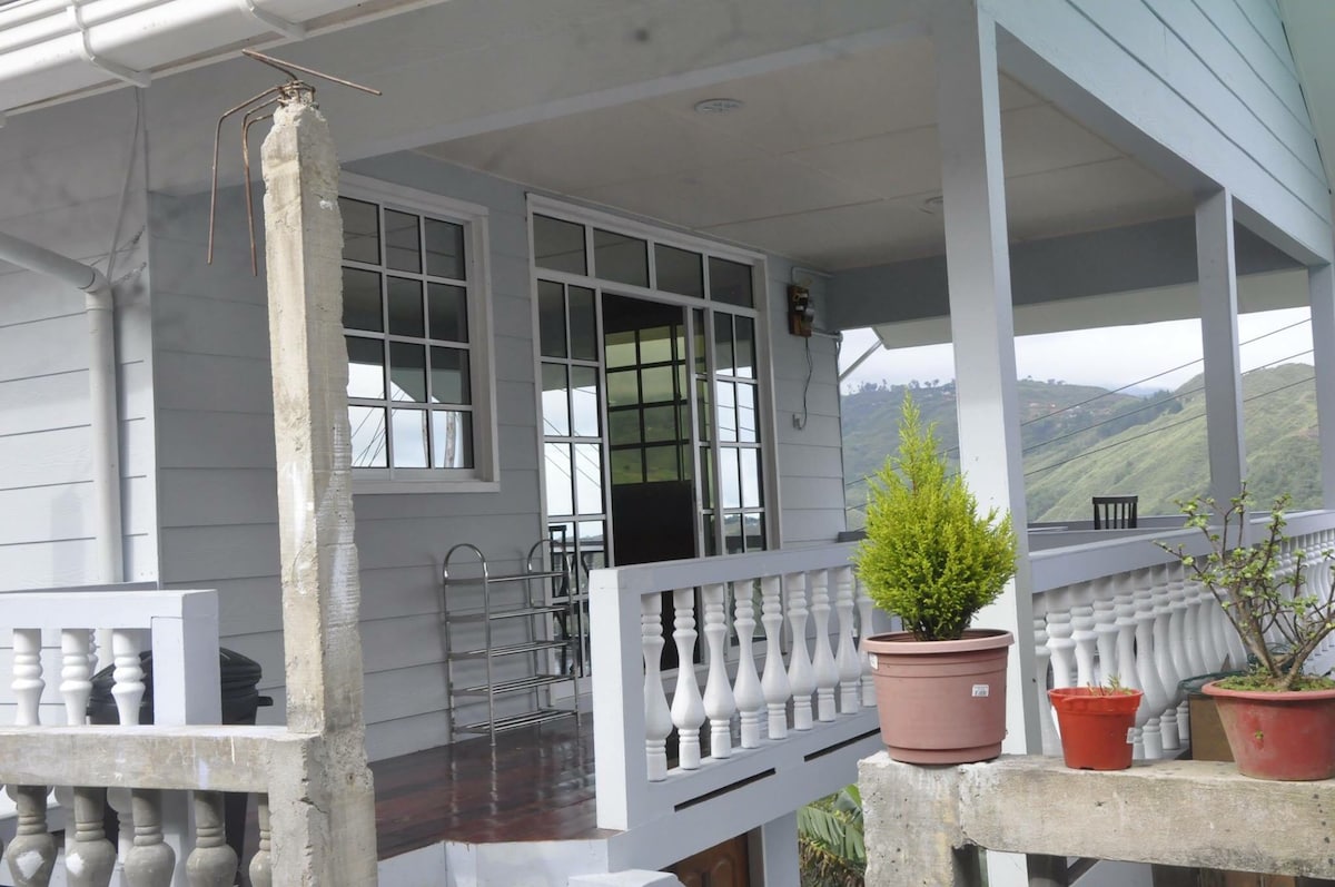 Azrien Homestay Kundasang