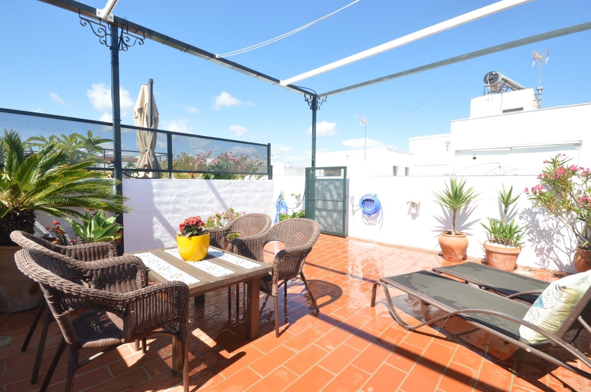 Apartamento con terraza privada en la azotea