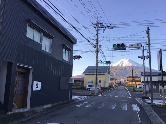 富士吉田市的民宿