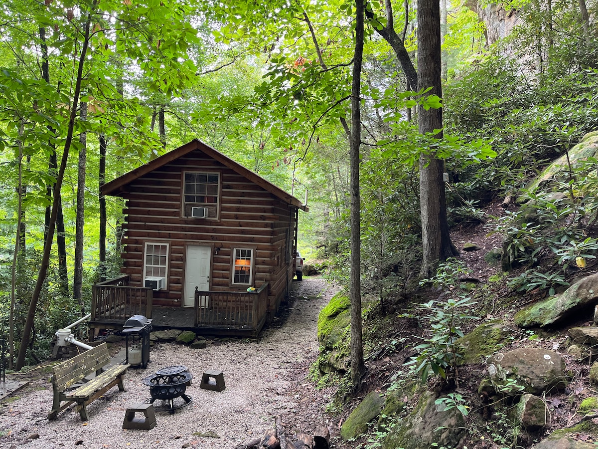 Lonesome Dove Cabin, close to the RRG