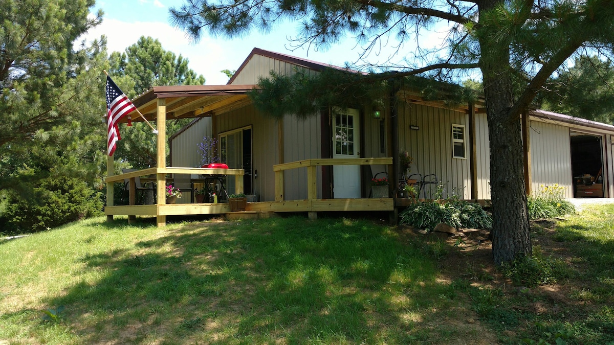 Shawnee Pines Lodging Cute Studio - Cabin #2