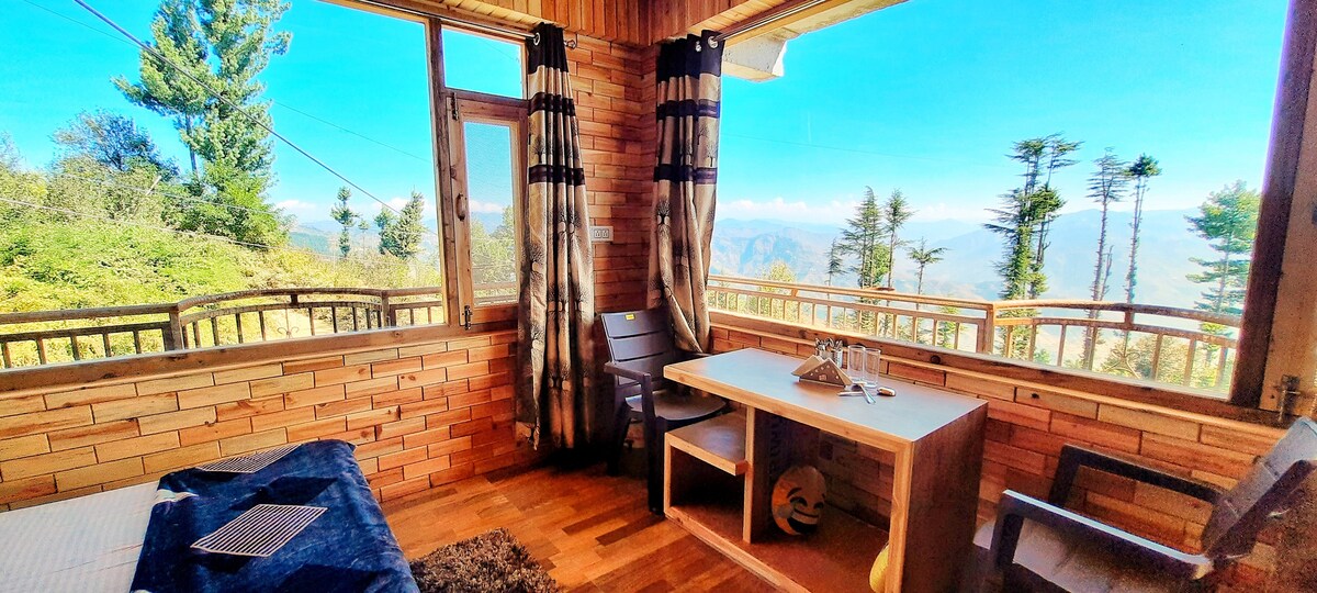 One bedroom Apple farm stay -Balcony Mountain view