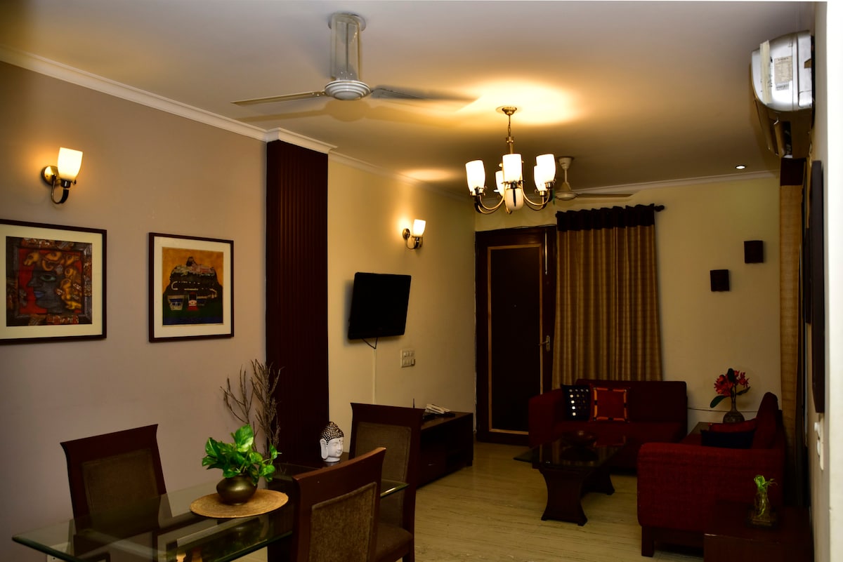 Fully Furnished 2 Bedroom Apartment Hauz Khas